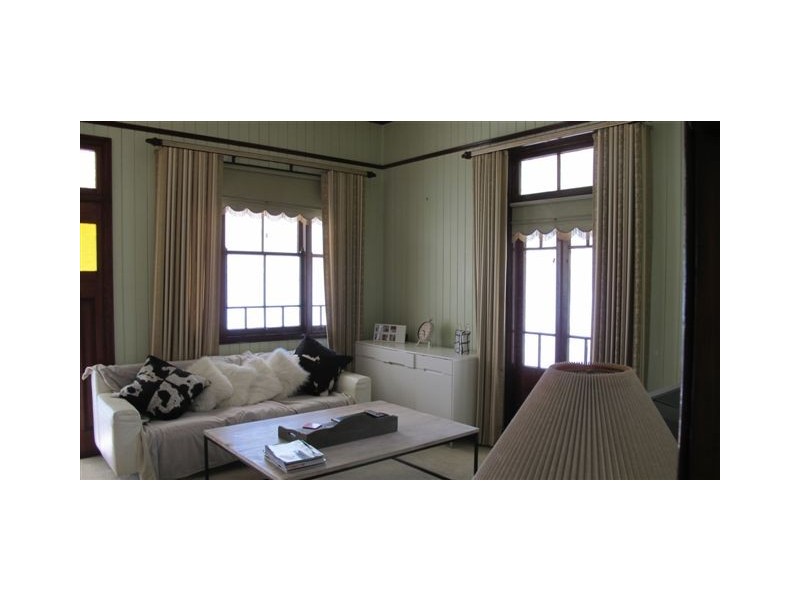 23 Brecknell Street, The Range QLD 4700