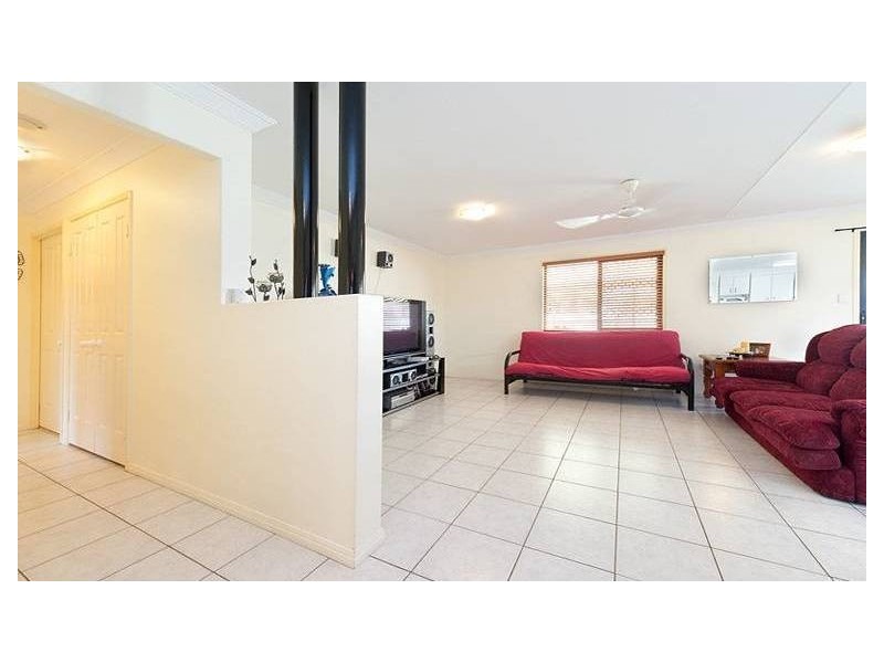 4 Percy Street, Parkhurst QLD 4702