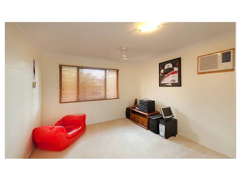 4 Percy Street, Parkhurst QLD 4702