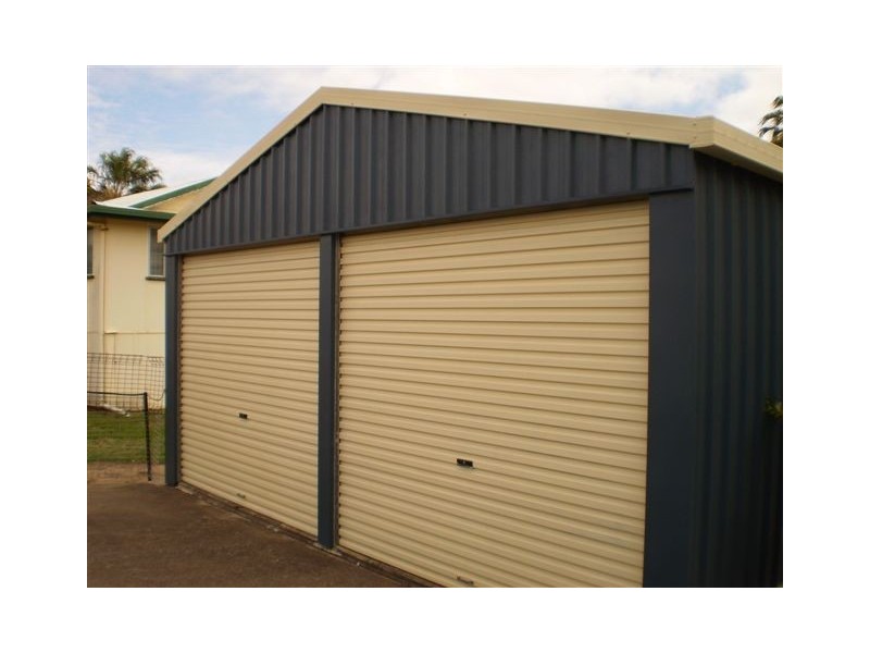 6 Schofield Parade, Keppel Sands QLD 4702