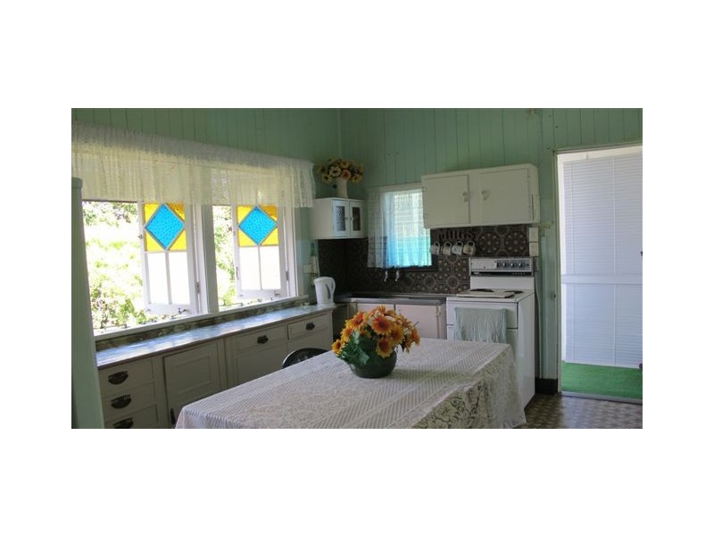 19 Henry Street, The Range QLD 4700