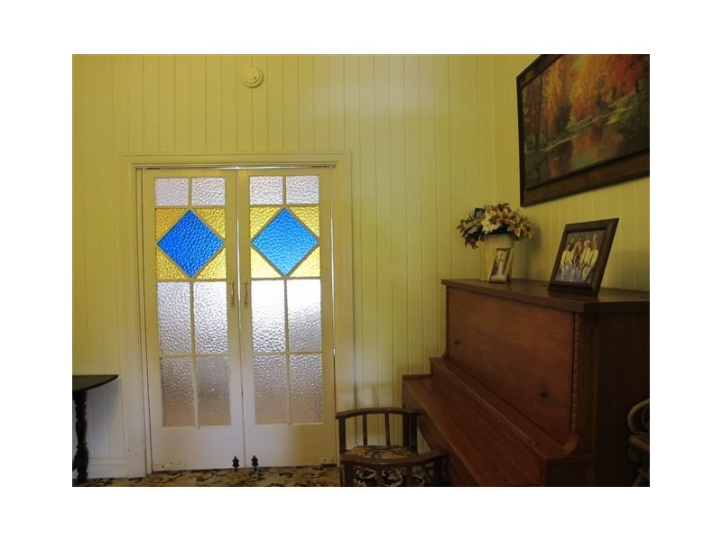 19 Henry Street, The Range QLD 4700