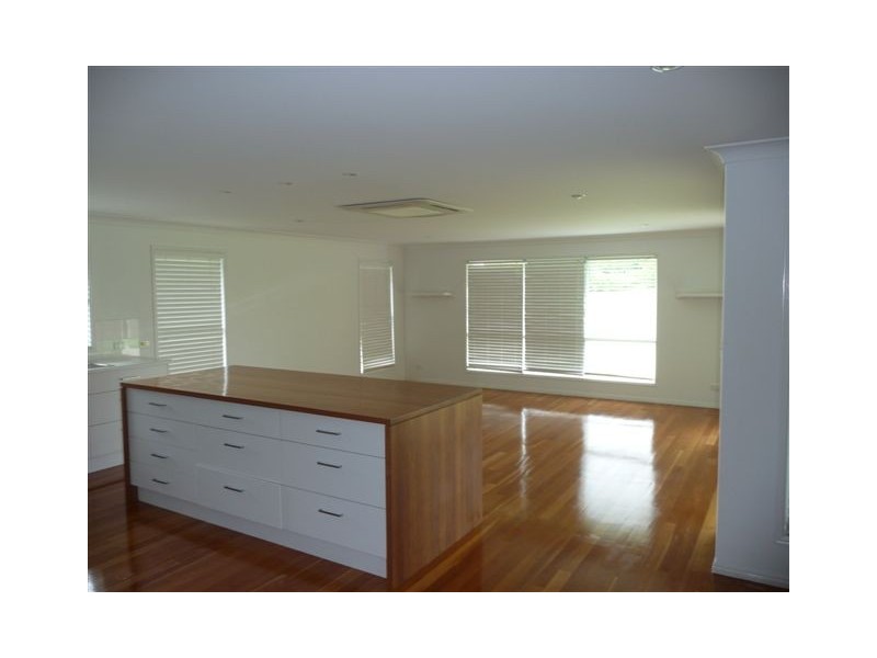 24 Kristie Drive, Rockyview QLD 4701