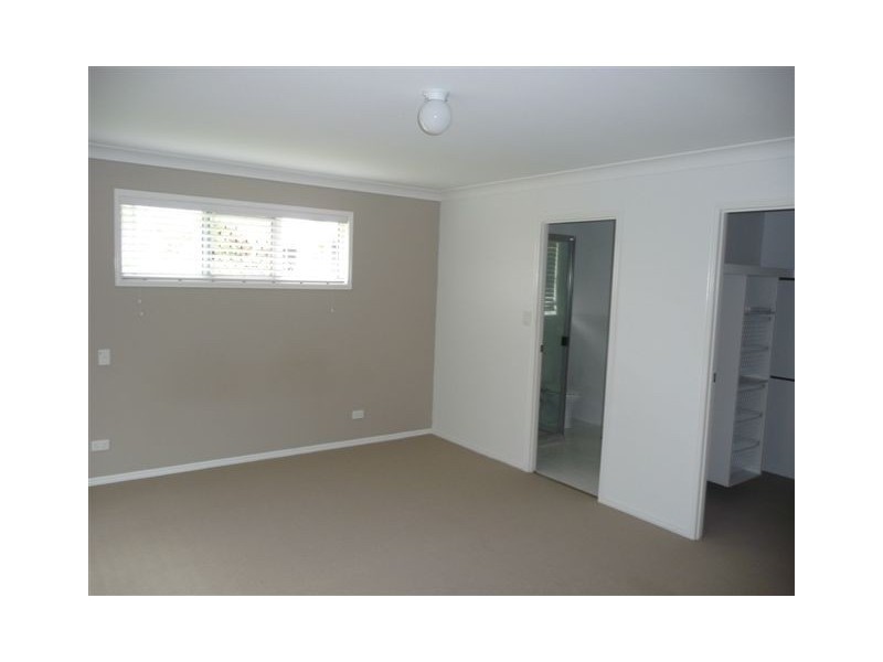 24 Kristie Drive, Rockyview QLD 4701