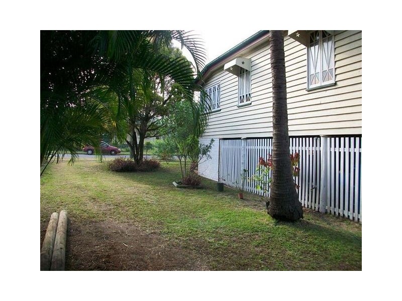 68 Eton Street, West Rockhampton QLD 4700