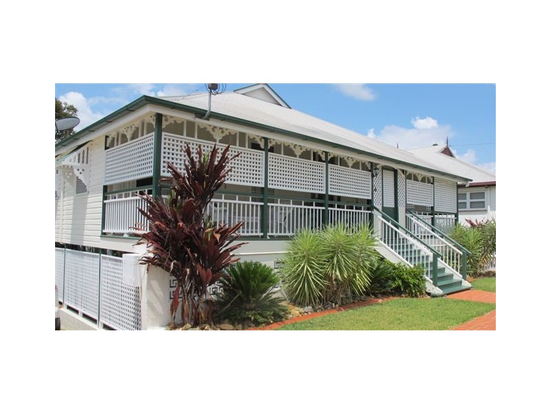 21 Cousins Street, The Range QLD 4700