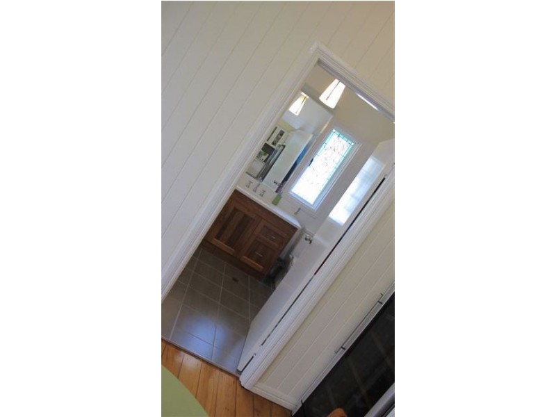 21 Cousins Street, The Range QLD 4700