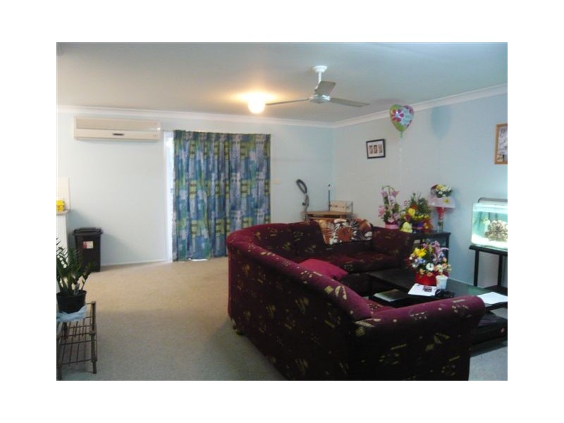 1/4 Schofield Street, The Range QLD 4700