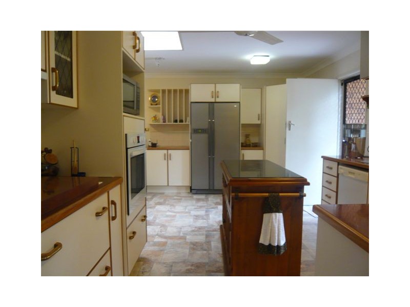 327 Irving Avenue, Frenchville QLD 4701