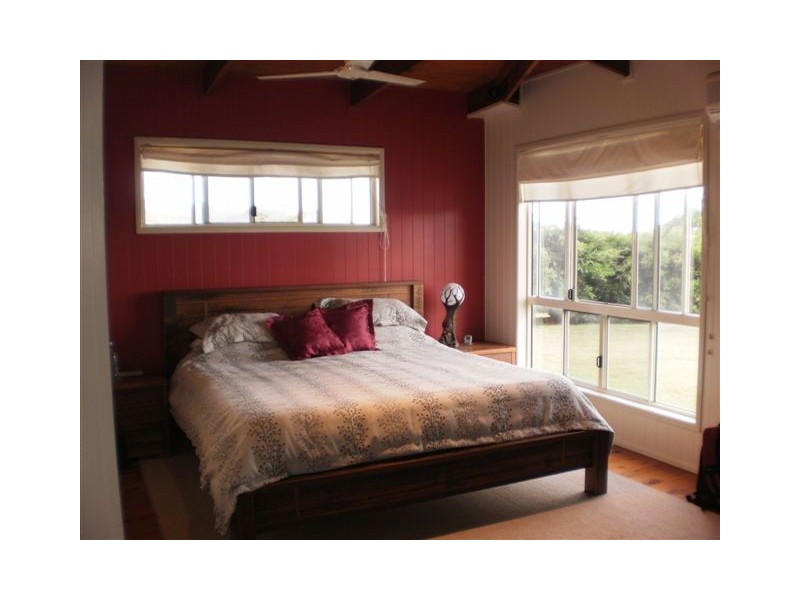 230 Keppel Sands Road, Tungamull QLD 4702