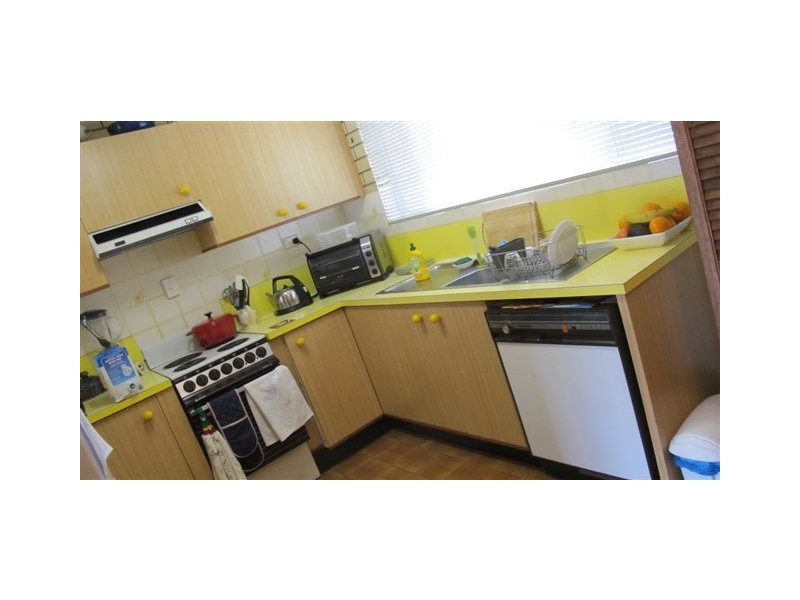2/31 West Street, The Range QLD 4700