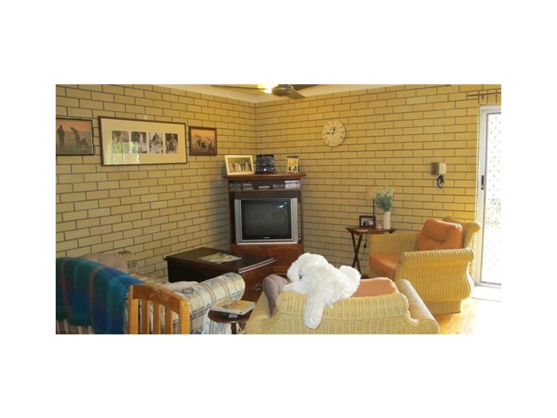 2/31 West Street, The Range QLD 4700
