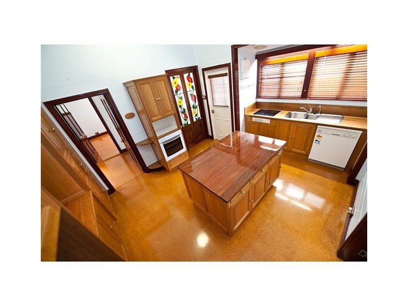 186 Denham Street, Allenstown QLD 4700