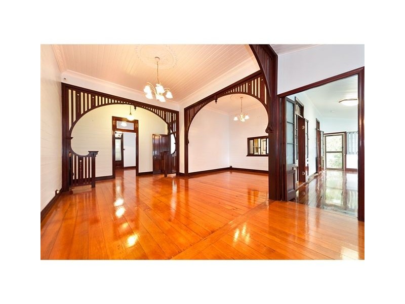 186 Denham Street, Allenstown QLD 4700