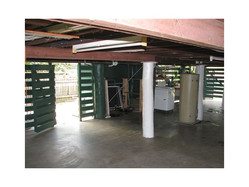 98 Thozet Road, Koongal QLD 4701