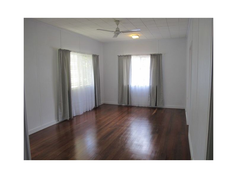 3 Mary Street, The Range QLD 4700