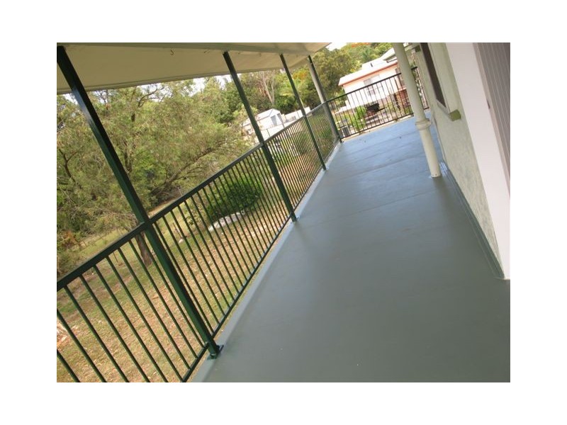 3 Mary Street, The Range QLD 4700