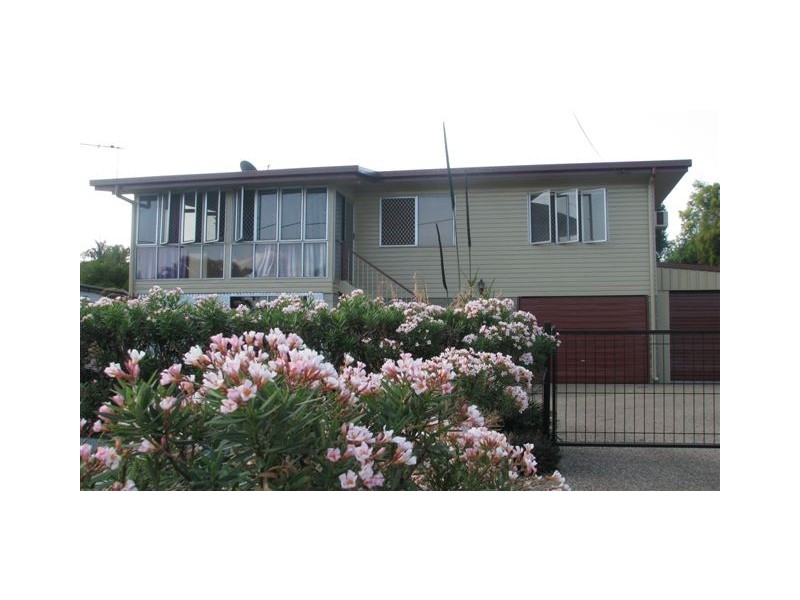 116 Park Street, Park Avenue QLD 4701