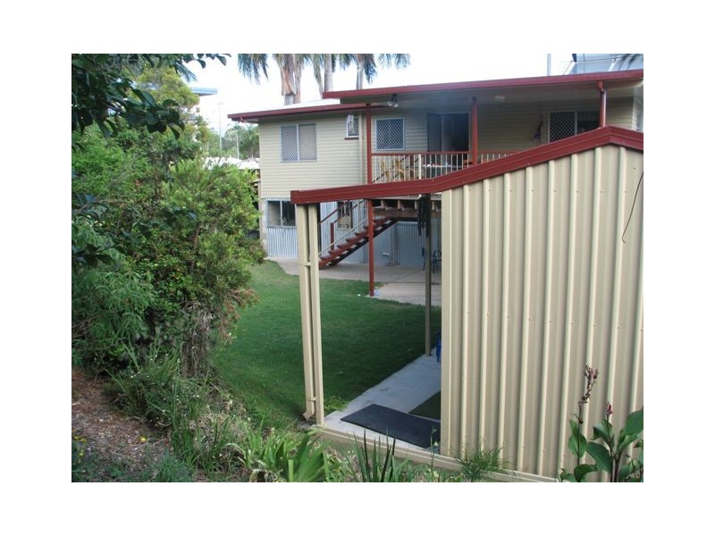 116 Park Street, Park Avenue QLD 4701