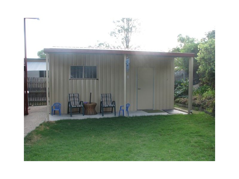 116 Park Street, Park Avenue QLD 4701