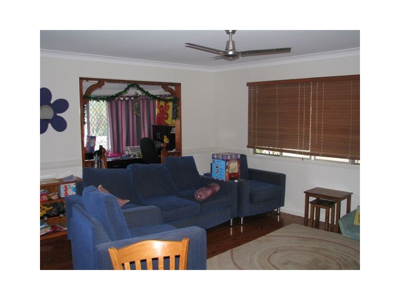 116 Park Street, Park Avenue QLD 4701