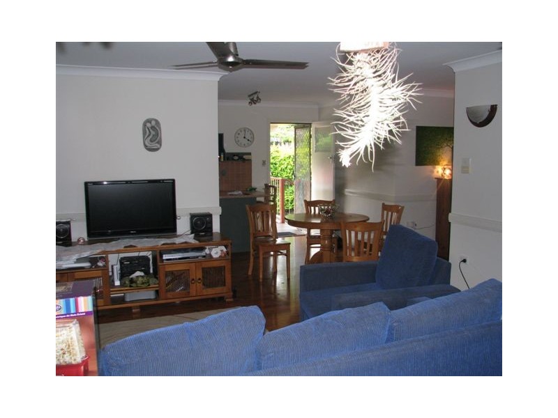 116 Park Street, Park Avenue QLD 4701