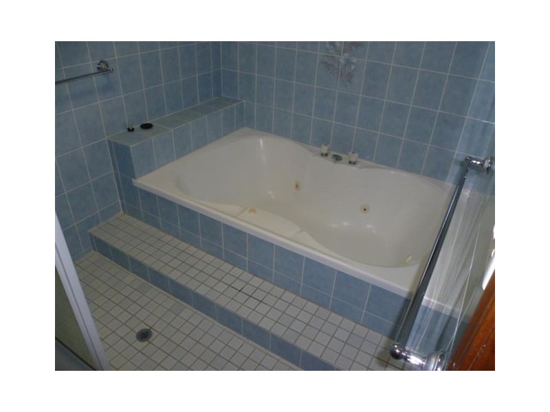 12 Berkelman Street, Frenchville QLD 4701