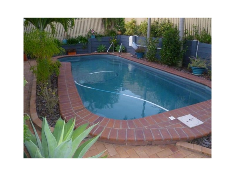 12 Berkelman Street, Frenchville QLD 4701