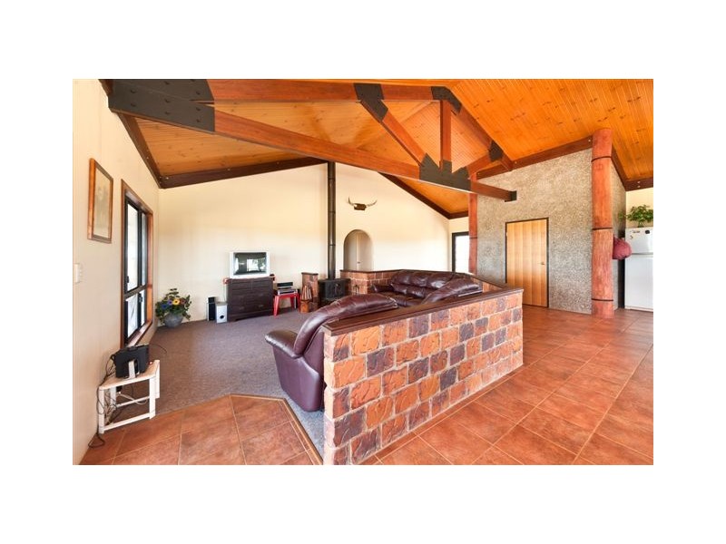 1770 Rossmoya Road, Rossmoya QLD 4702