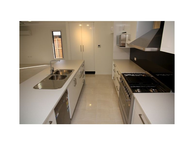 84 Eton Street, West Rockhampton QLD 4700