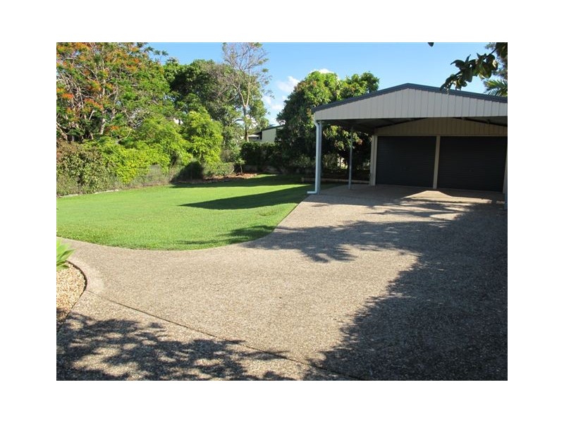 17 McKelligett Street, Wandal QLD 4700