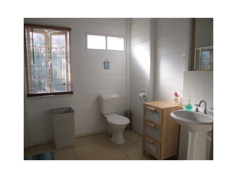 17 McKelligett Street, Wandal QLD 4700