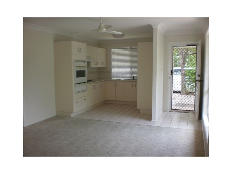 6/110 High Street, Berserker QLD 4701