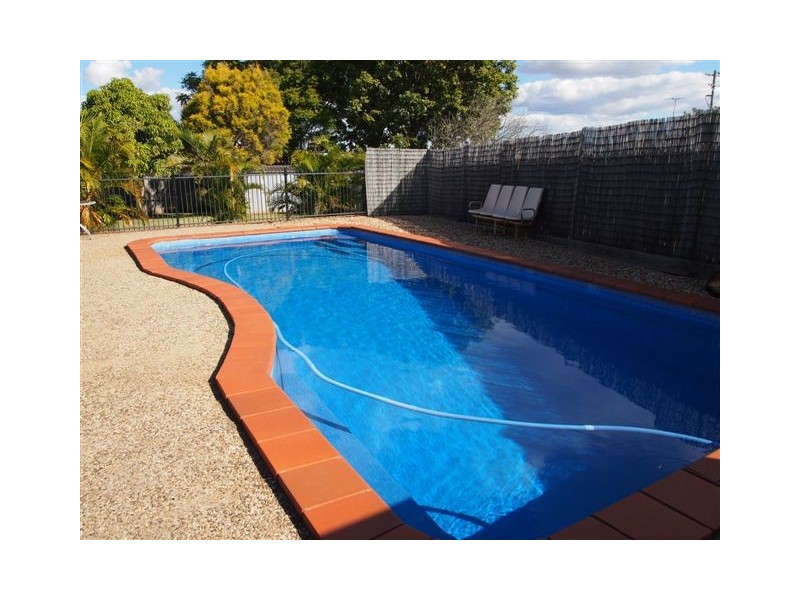 6 Milne Place, Gracemere QLD 4702