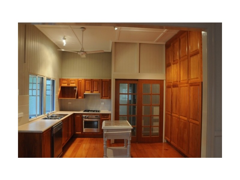 24 Mansfield Street, Wandal QLD 4700