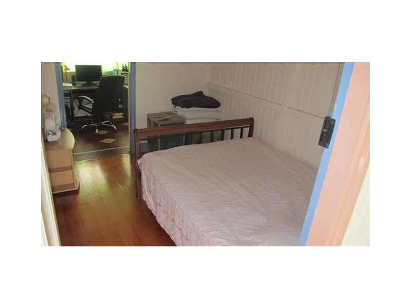 190 AGNES STREET, The Range QLD 4700
