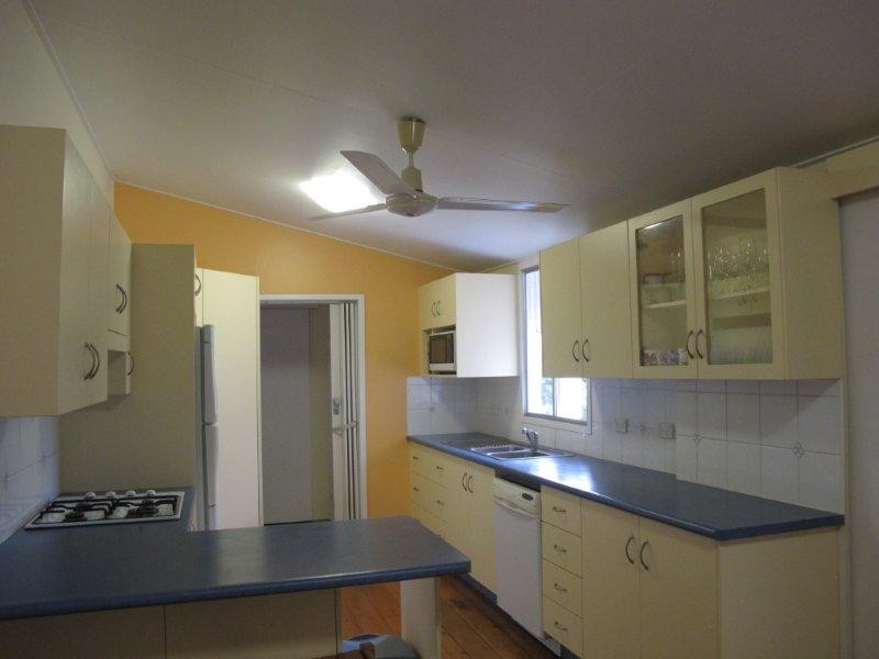 17 Brae Street, The Range QLD 4700