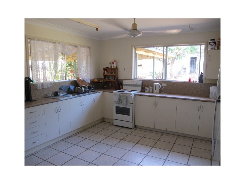 175 Somerset Road, Gracemere QLD 4702