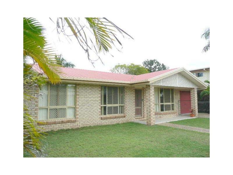 65 Bean Avenue, Parkhurst QLD 4702