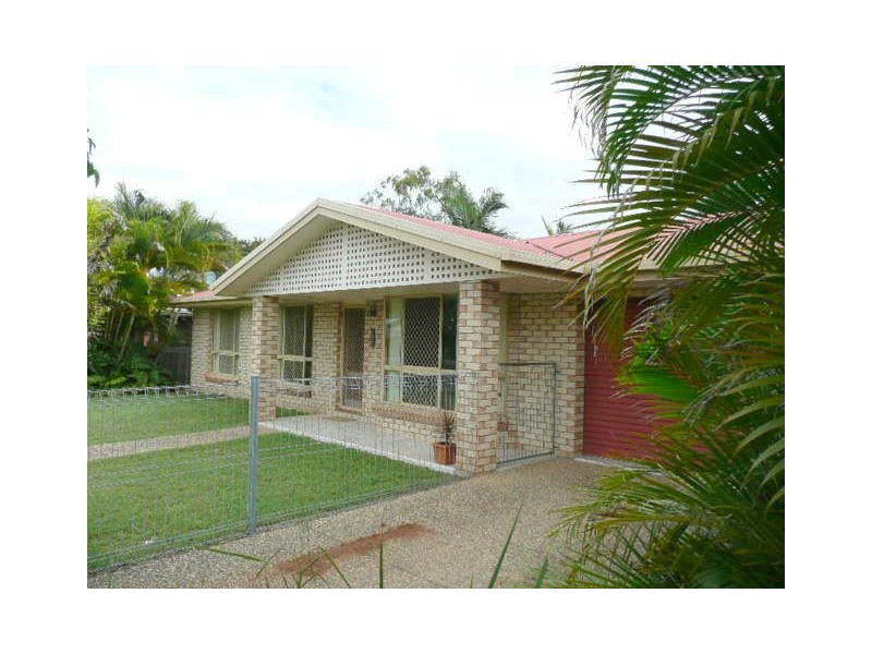 65 Bean Avenue, Parkhurst QLD 4702