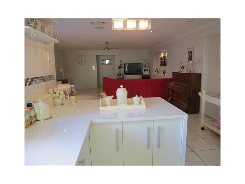 18 Constantia Crescent, Frenchville QLD 4701