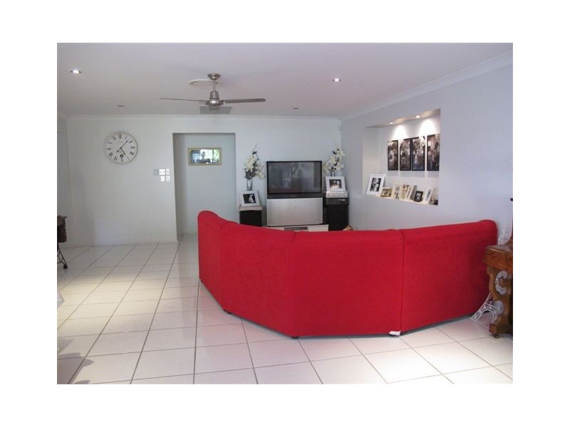 18 Constantia Crescent, Frenchville QLD 4701