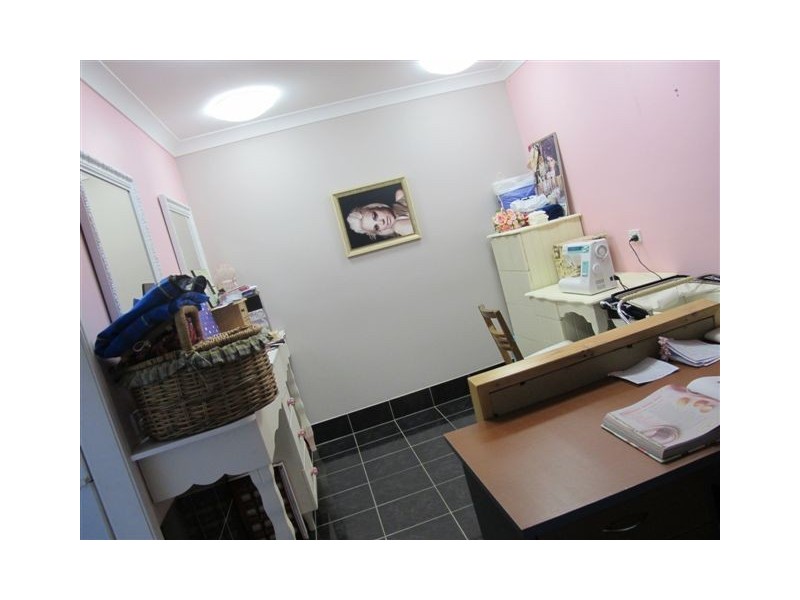 18 Constantia Crescent, Frenchville QLD 4701