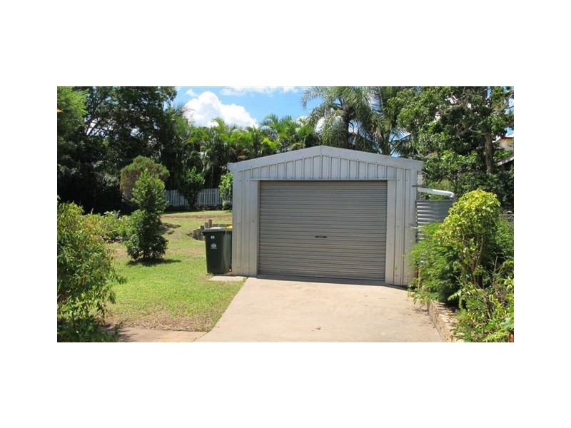 32 Meade Street, Wandal QLD 4700