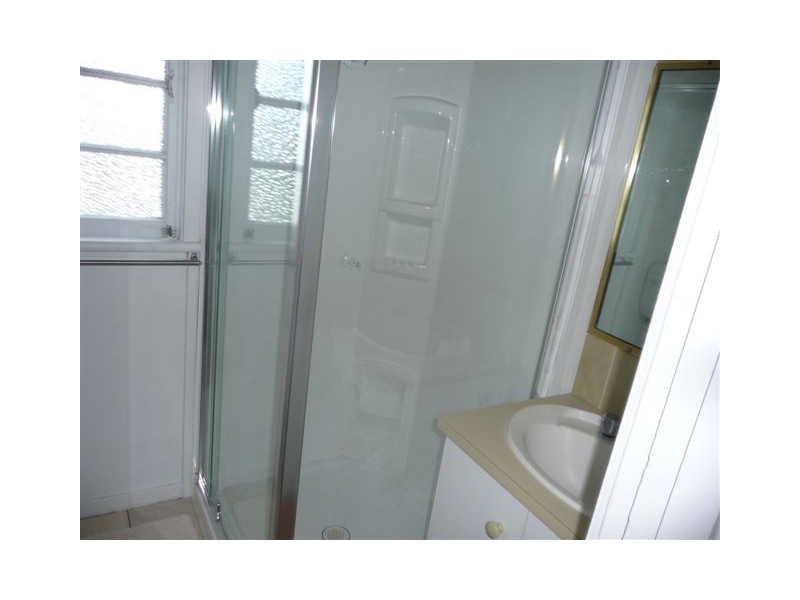 96  Princess Street, Berserker QLD 4701