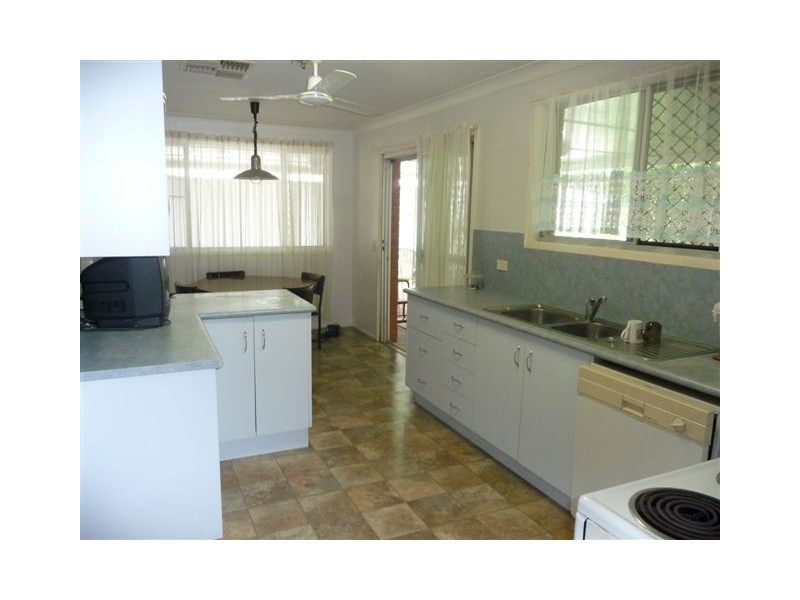 199 Caroline Street, The Range QLD 4700