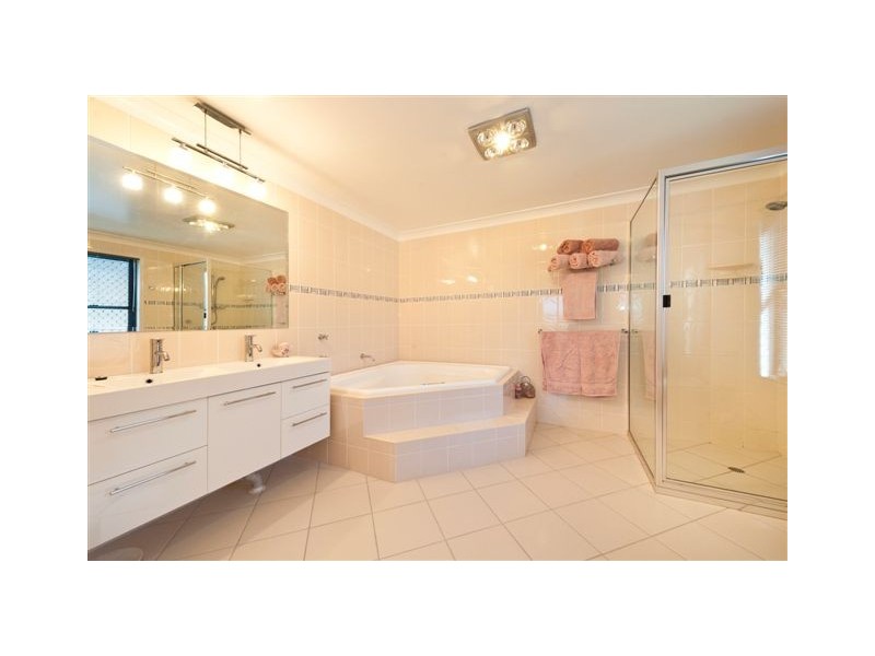 8 Murlay Avenue, Frenchville QLD 4701