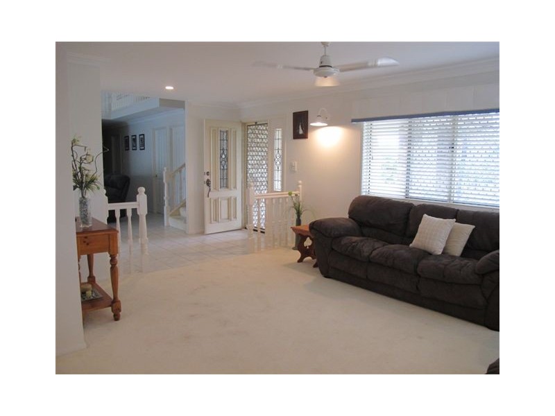 21 Strelow Drive, Glenlee QLD 4711