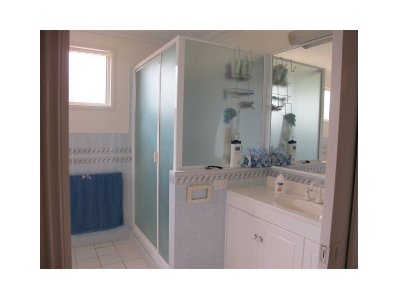 21 Strelow Drive, Glenlee QLD 4711