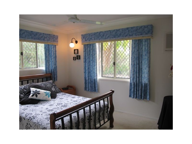 21 Strelow Drive, Glenlee QLD 4711